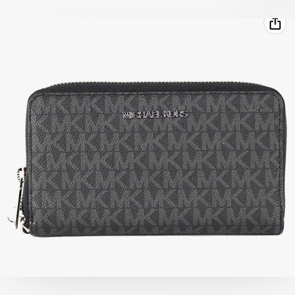 NWTđź’žNew Micheal Kors Wallet - Picture 1 of 3